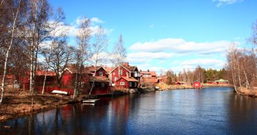 第1回：スウェーデンの伝統的な赤い家　〜ひみつの屋根裏部屋を覗いて〜