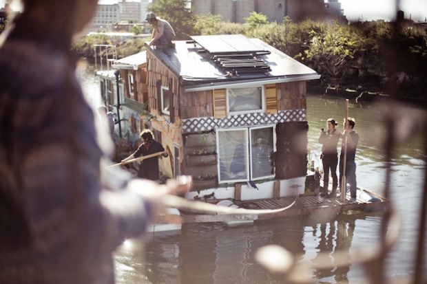 2-Jerko-Houseboat