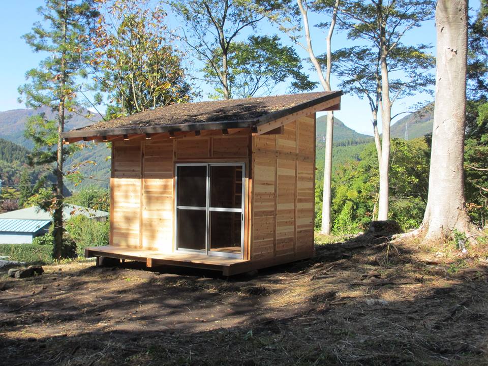 第11回：鳴子温泉で“伝統手法”の小屋づくり（4）〜組立後編〜｜エコ・フレンドリー