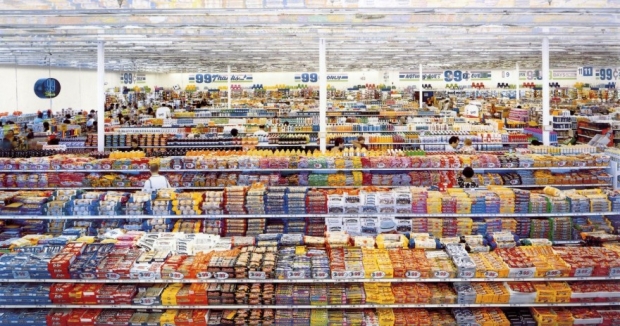 Andreas-Gursky-99-Cent-20011-880x464