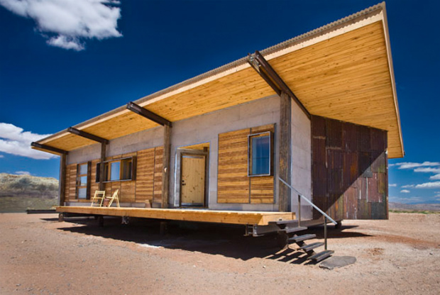 2009年に建てられた「WHITEHORSE」 Via:designbuildbluff.org