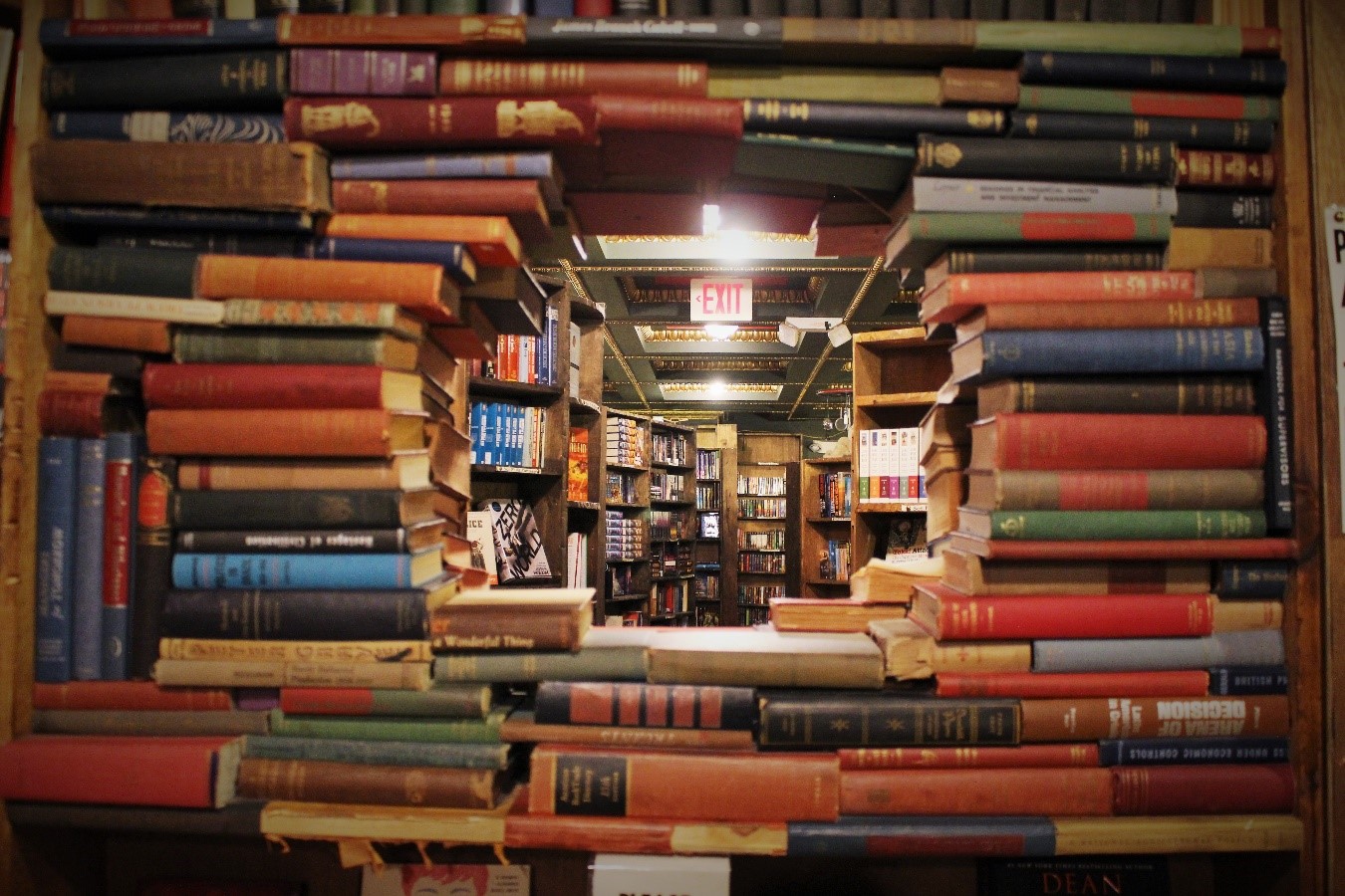 【後編】100年前の銀行が書店に。ロサンゼルスで見つけた「世界で最も美しい本屋」