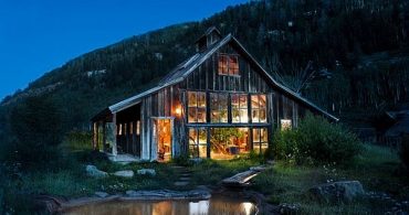 アメリカの原風景と温泉が贅沢に融合「Dunton Hot Spring Resort」