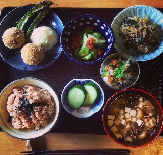 赤峰さんのお弟子さんがやっている定食屋「正直飯」の料理。どれも絶品でした。