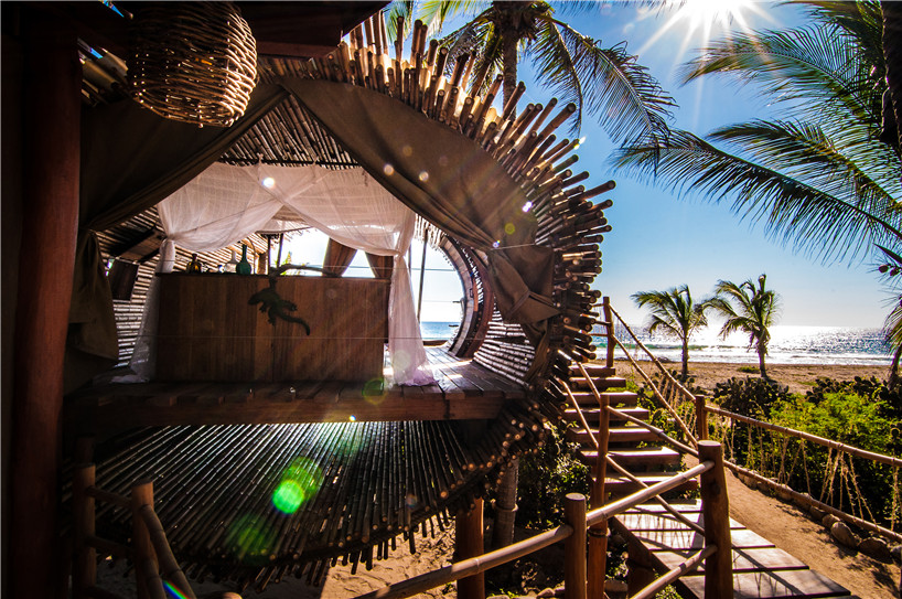 竹で覆われた極上のツリーハウスホテル「playa viva sustainable boutique hotel」