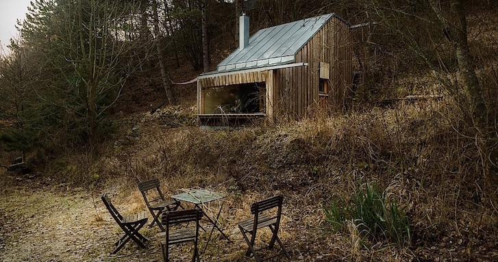 ストレスを抱える現代人のための癒やしの小屋。オーストリアの田舎に佇むスモールハウス