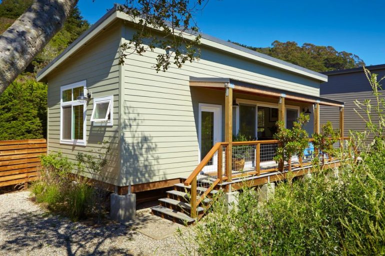 シンプル・イズ・ベスト！コストを抑えて建てたカリフォルニアのビーチハウス