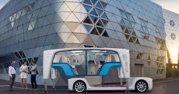 着せ替え自動運転車？それはスケートボードに乗ってやって来る