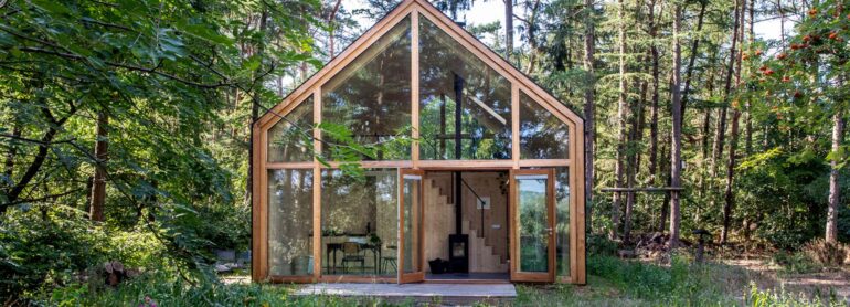 経済と環境の両方の面から持続可能なスモールハウス「the indigo cabins」