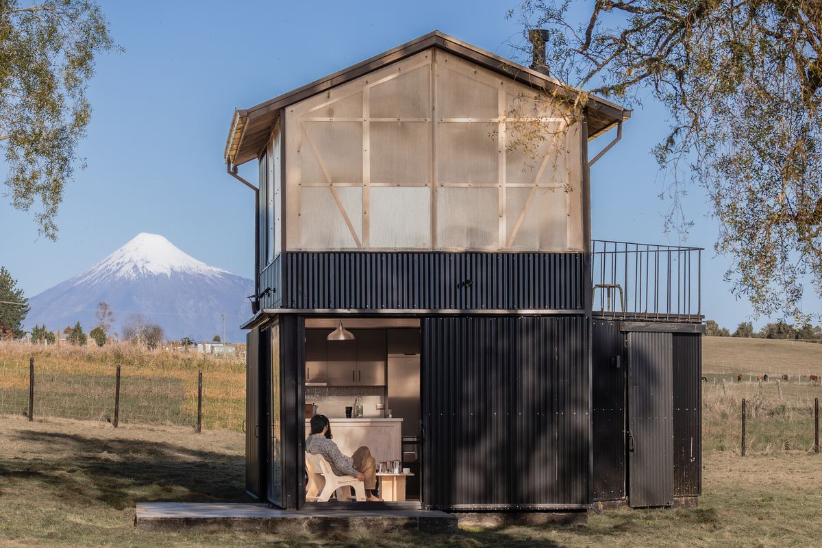 【海外事例】高くなくても、遠くまで見渡せる。見張り台に着想を得た小屋「Atalaya House」