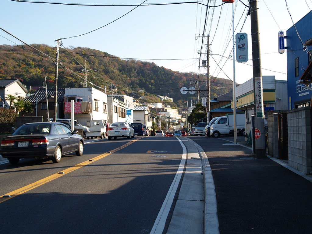 葉山の道