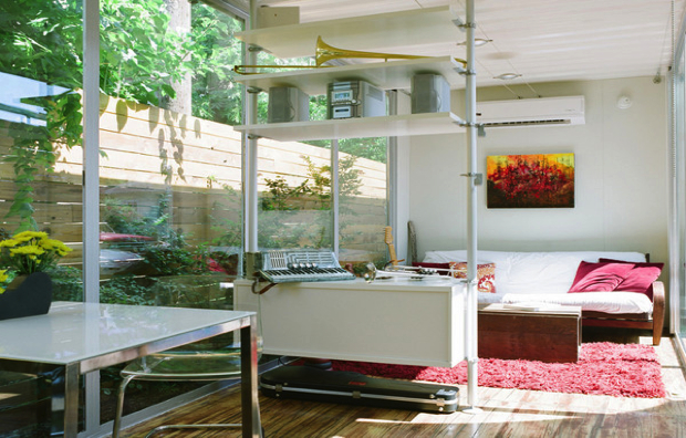 Cordell Container House4