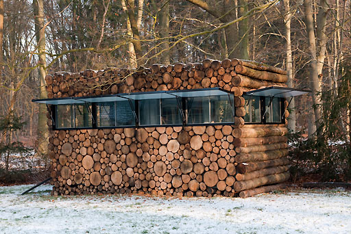 Mobiles Blockhaus-Buero | log house office on wheels