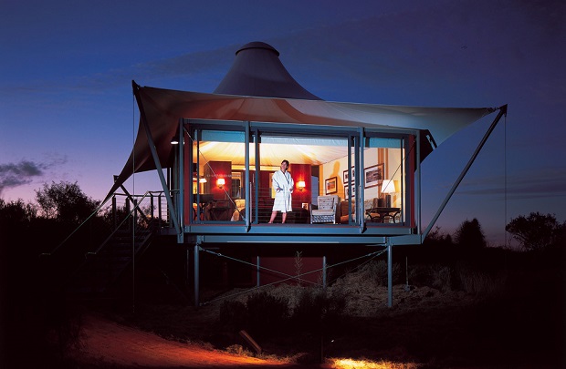 620_405Longitude-131-Safari-Tent-night