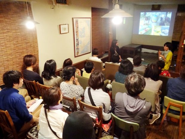 ソンベカフェで行われたIDEA R LAB 大月ヒロ子さんとパタゴニア日本支社環境プログラム・ディレクター篠健司さんによるトークイベント。アップサイクルのさまざまな事例が紹介された。