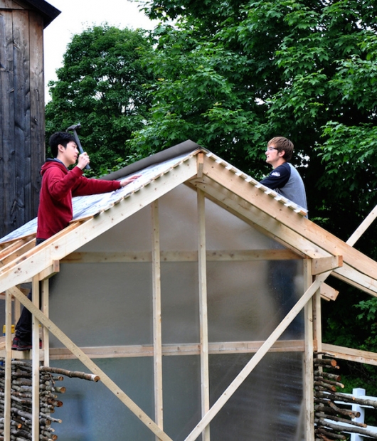 Chicken-Chapel-students-building