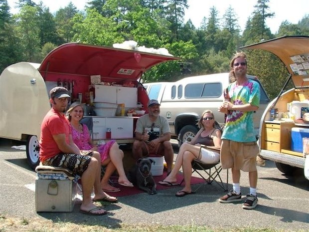 Applegate gathering 053