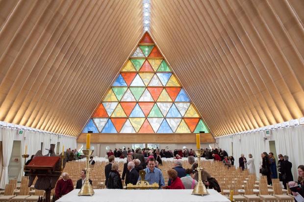 Shigeru-Ban-Cardboard-Cathedral-12