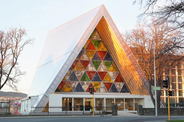 Shigeru-Ban-Cardboard-Cathedral-2