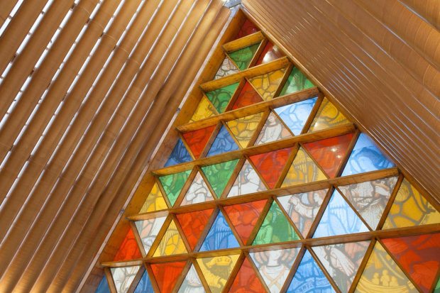 Shigeru-Ban-Cardboard-Cathedral-6