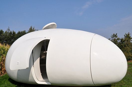 Egg-like-Structure-Mobile-Unit