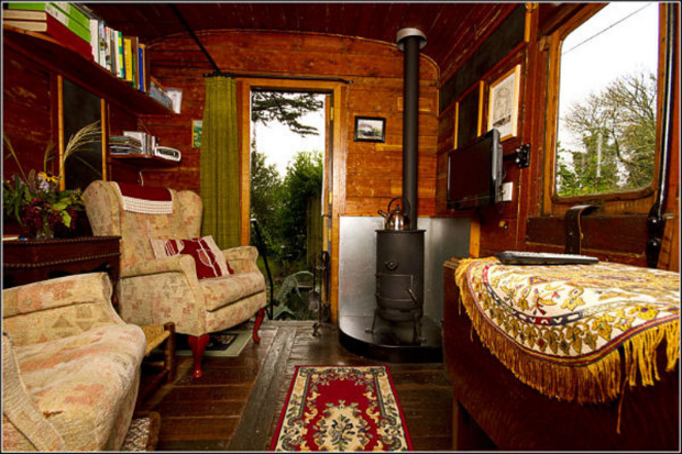 olv_small_sittingroom_rh