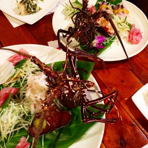ペンションHIRO ISKAND STYLEさんで食べた伊勢海老。オーナーさんが捕ってきたもの。