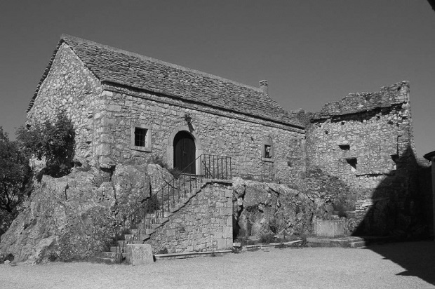 karst-house02