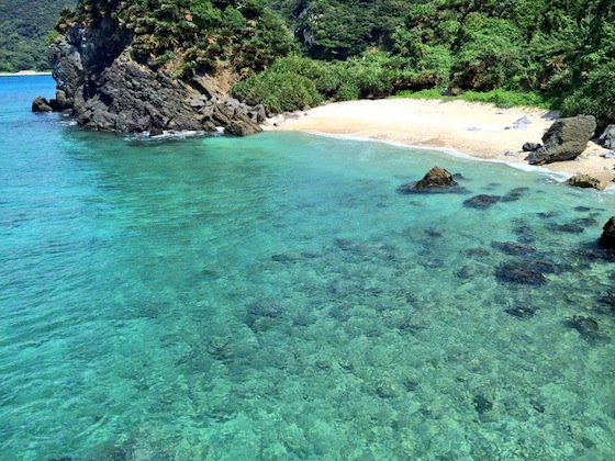 この海のように、美しくやさしい人々がいる集落です。