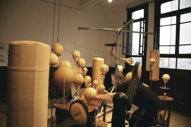 BLESS-N40-workout-computer-at-the-istanbul-bienale-2014-designboom-11