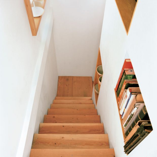 stonorov-house-built-in-shelves