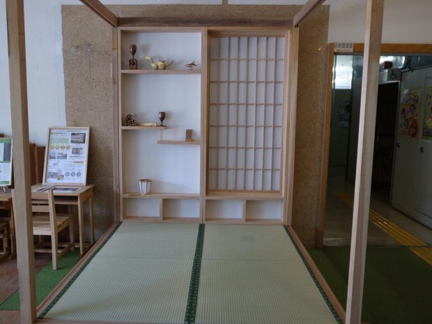 違棚