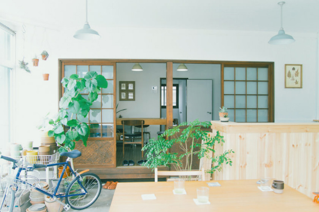 渡部さんが奥さんと運営するアトリエ「CORNER」