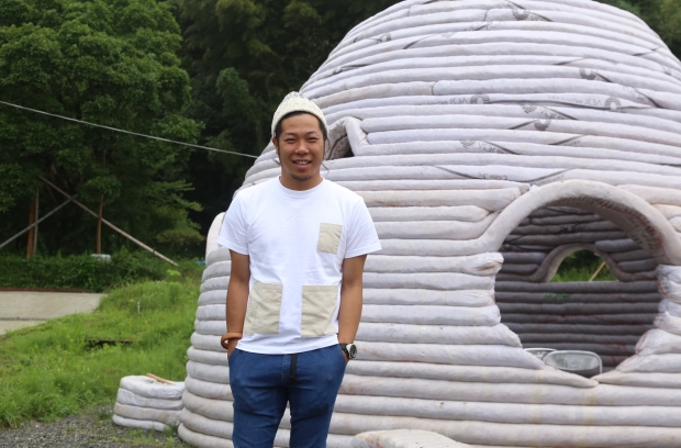 働きづめの毎日でも笑顔に疲れの色がない池田さん。