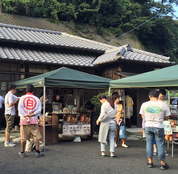 今夏は、鎌倉の古民家で三河のイベントが。和室にだしやみりんが並んでいてアットホームな雰囲気もよかったです。